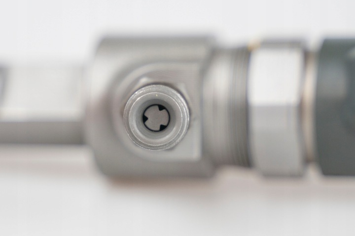 VECTRA C INJECTOR 1.9CDTI 0445110276 Product image